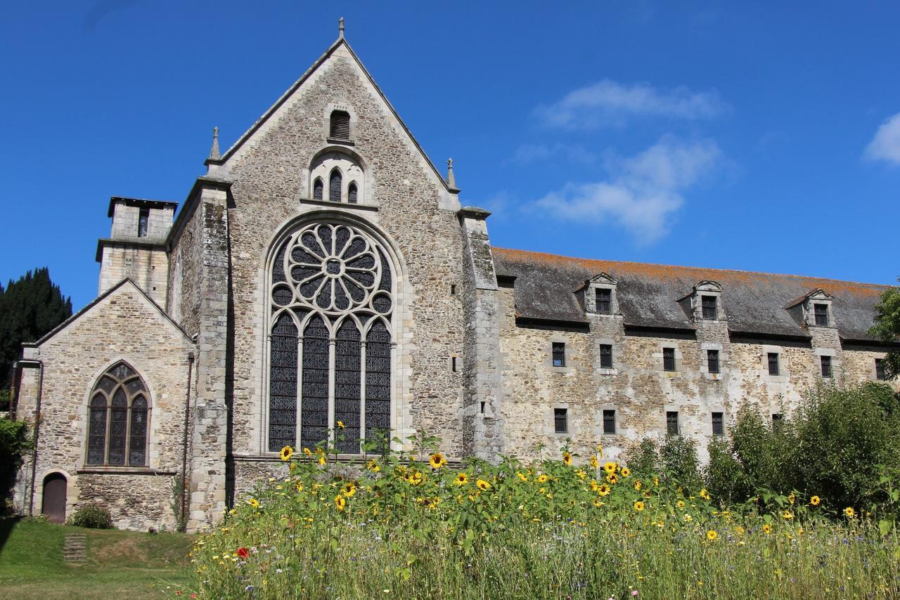 Bed and Breakfast La Tocade Del Arte - Dinan Lanvallay Esterno foto