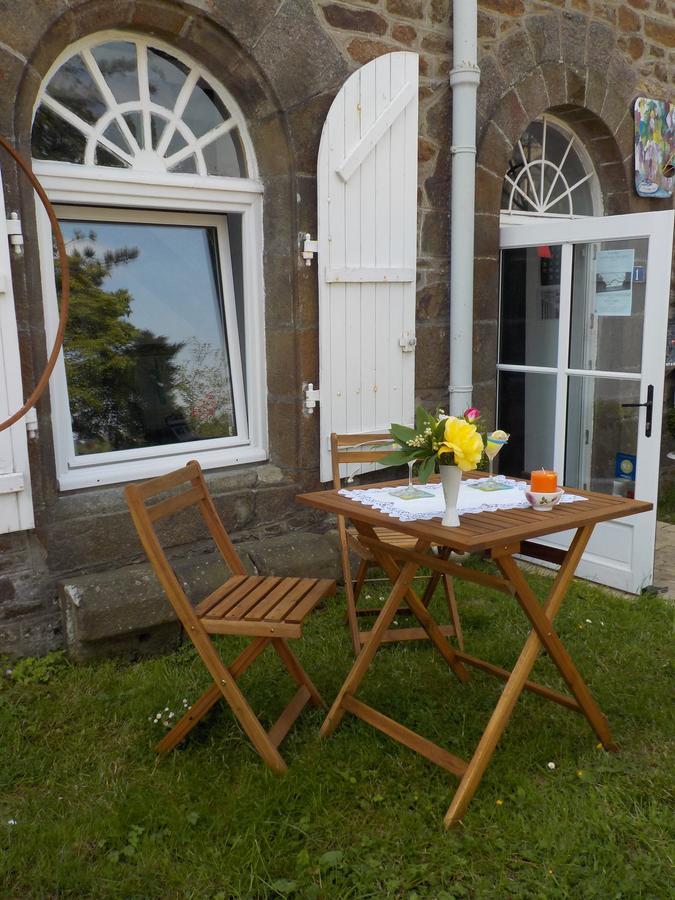 Bed and Breakfast La Tocade Del Arte - Dinan Lanvallay Esterno foto